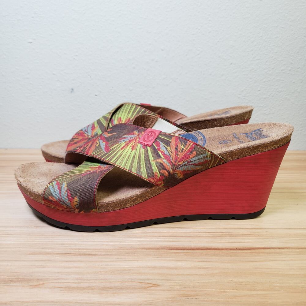 Wanda Panda Womens Size 42 Platform Slide Sandals Earthy Tropical Print Vacation